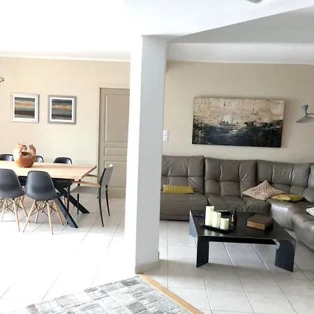 Apartamento Quartier Benciugno, La Trinité *