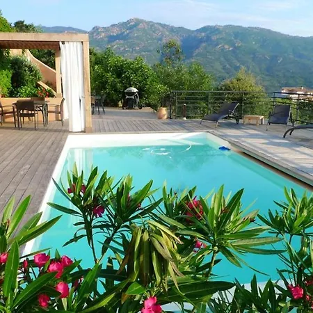 Quartier Benciugno, La Trinité Porto Vecchio